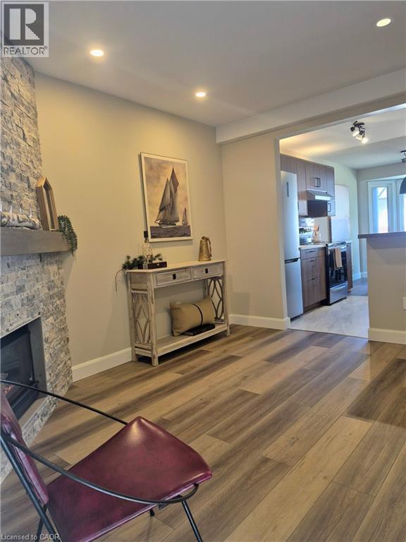 219 KINGSWOOD Drive Unit# 26 thumbnail 37