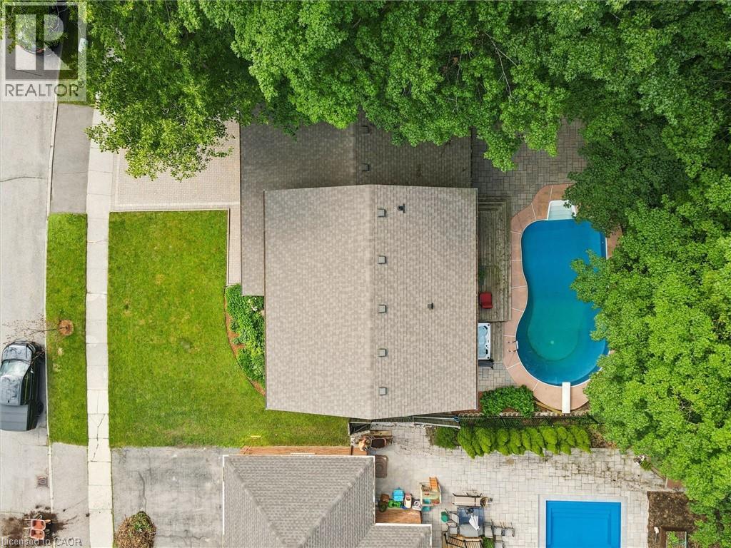 667 FERN Road thumbnail 39