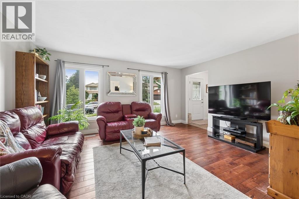 667 FERN Road thumbnail 5