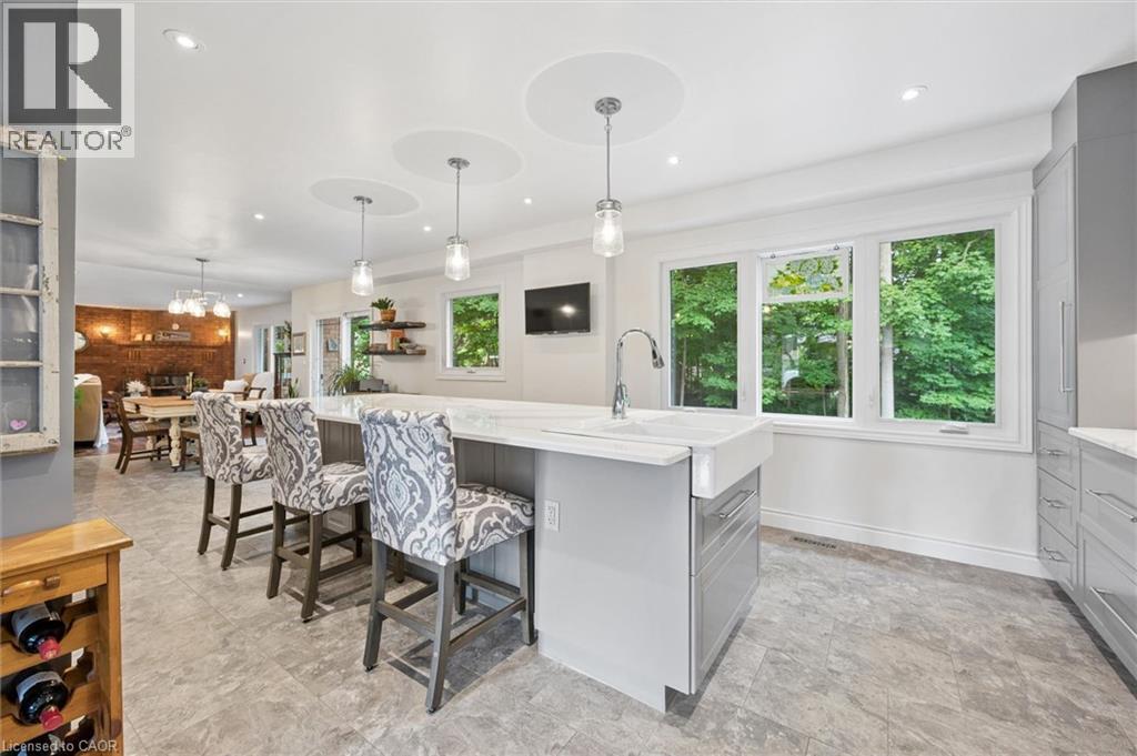 667 FERN Road thumbnail 8