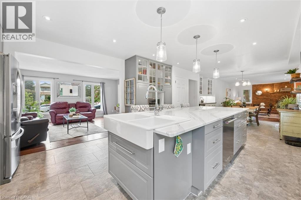667 FERN Road thumbnail 9