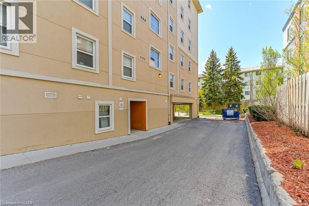 271 LESTER Street Unit# 102 thumbnail 2