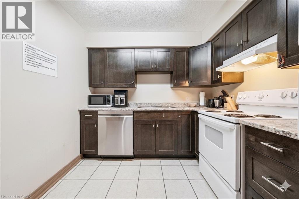 271 LESTER Street Unit# 102 thumbnail 9