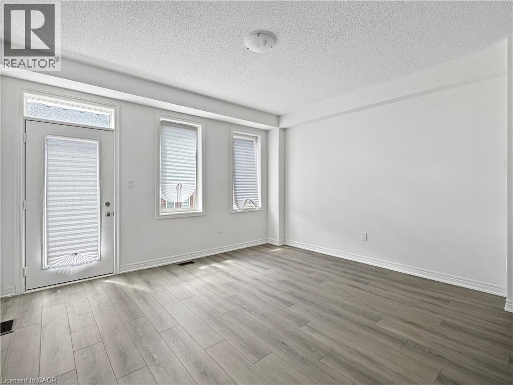82 GLEDHILL Crescent thumbnail 13