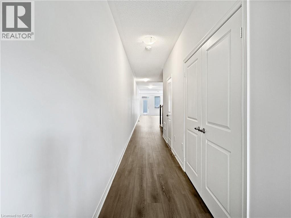 82 GLEDHILL Crescent thumbnail 3