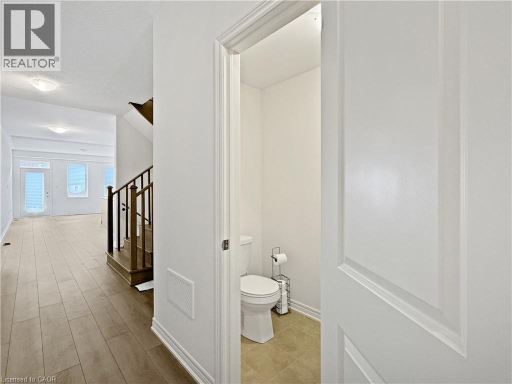 82 GLEDHILL Crescent thumbnail 5