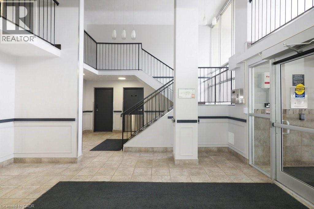 58 BRIDGEPORT Road E Unit# 806 thumbnail 2