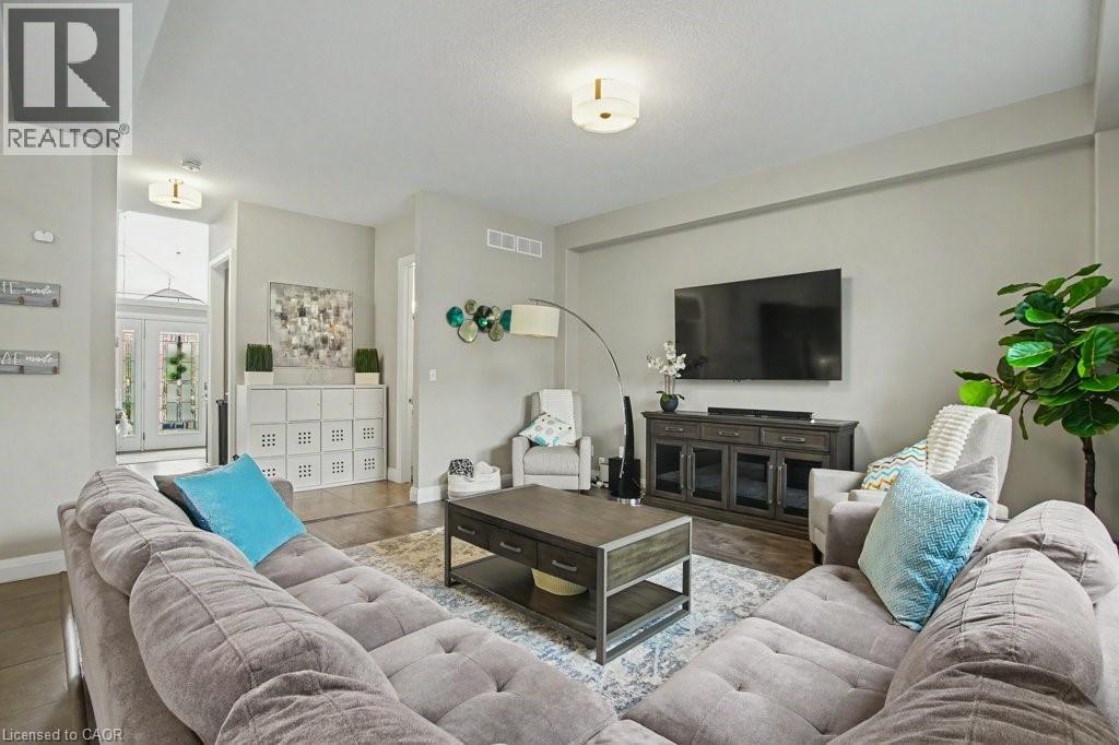 157 GREEN GATE Boulevard thumbnail 12