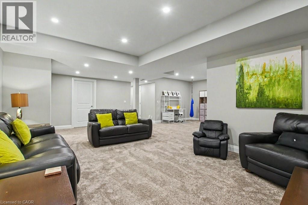 157 GREEN GATE Boulevard thumbnail 32