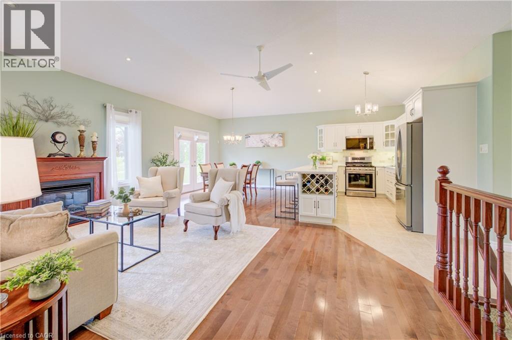 148 DEVONSHIRE Drive thumbnail 17