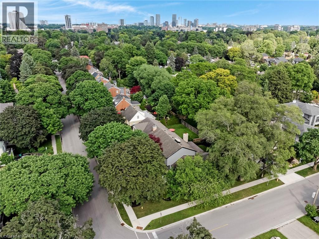 203 FORSYTH Drive thumbnail 47