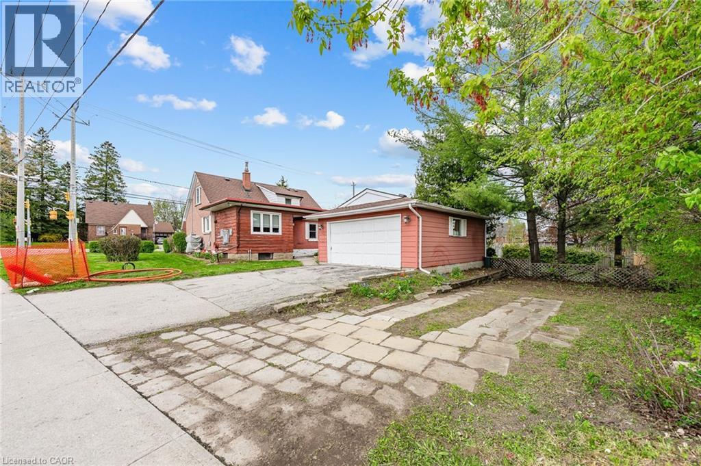 497 VICTORIA Street S thumbnail 5