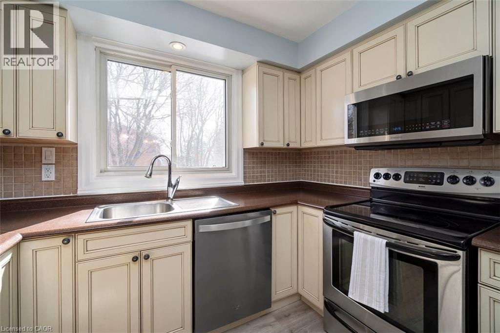 121 MORGAN Avenue Unit# 7 thumbnail 9