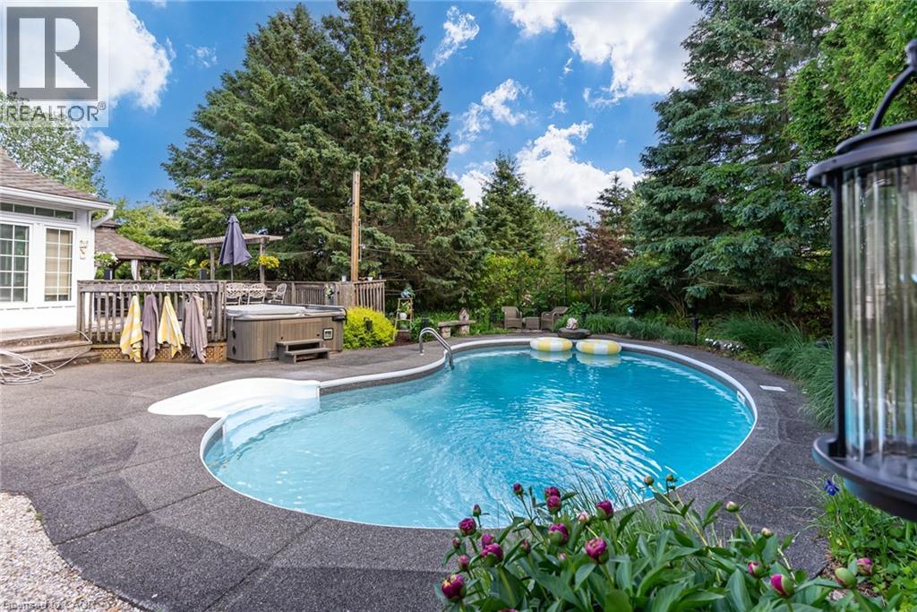 2134 MAPLEWOOD Road thumbnail 39