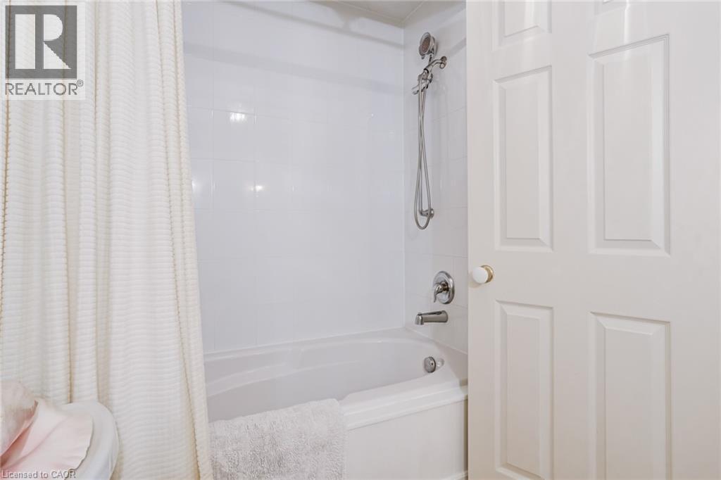 2134 MAPLEWOOD Road thumbnail 33