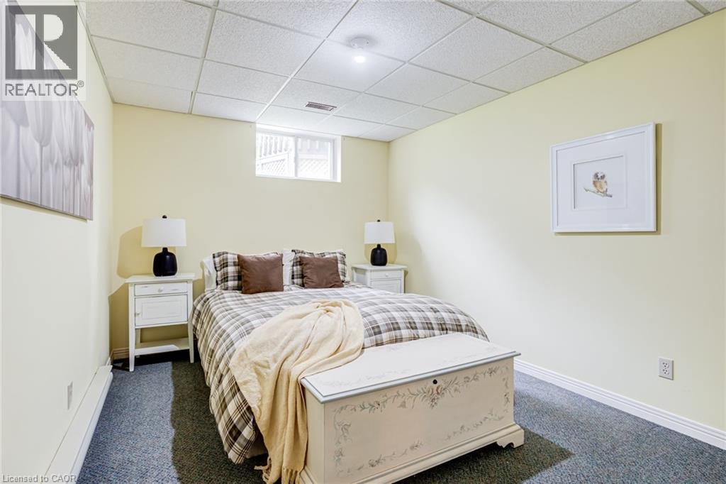 2134 MAPLEWOOD Road thumbnail 36