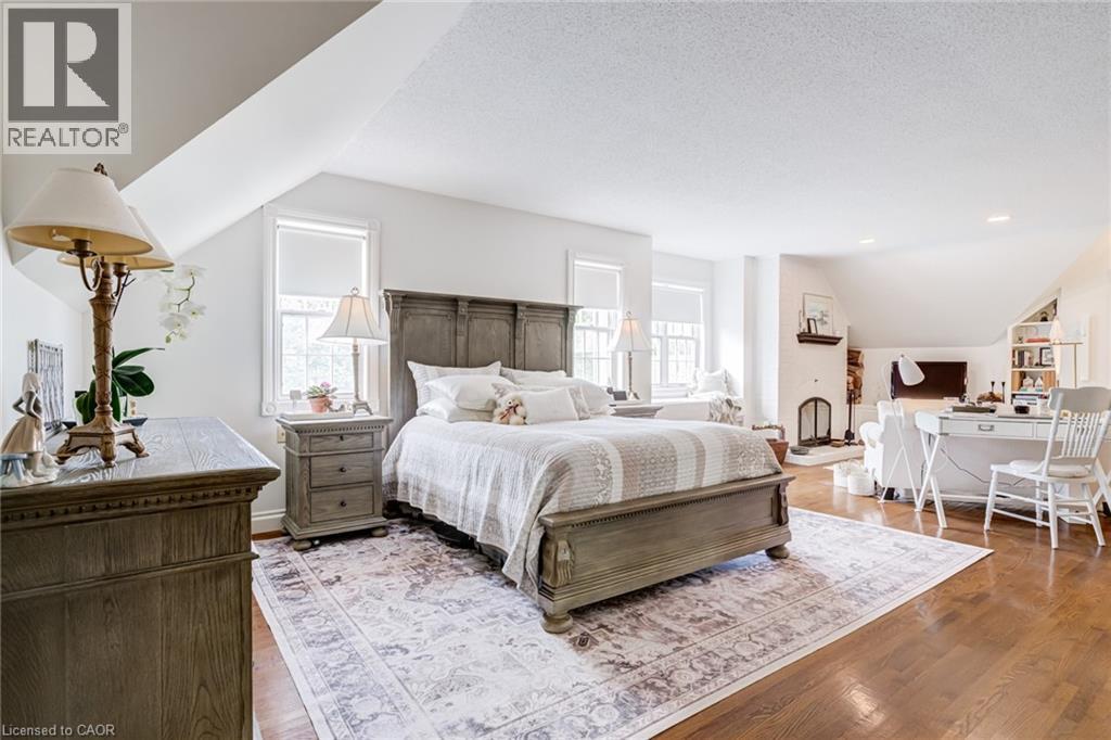 2134 MAPLEWOOD Road thumbnail 25