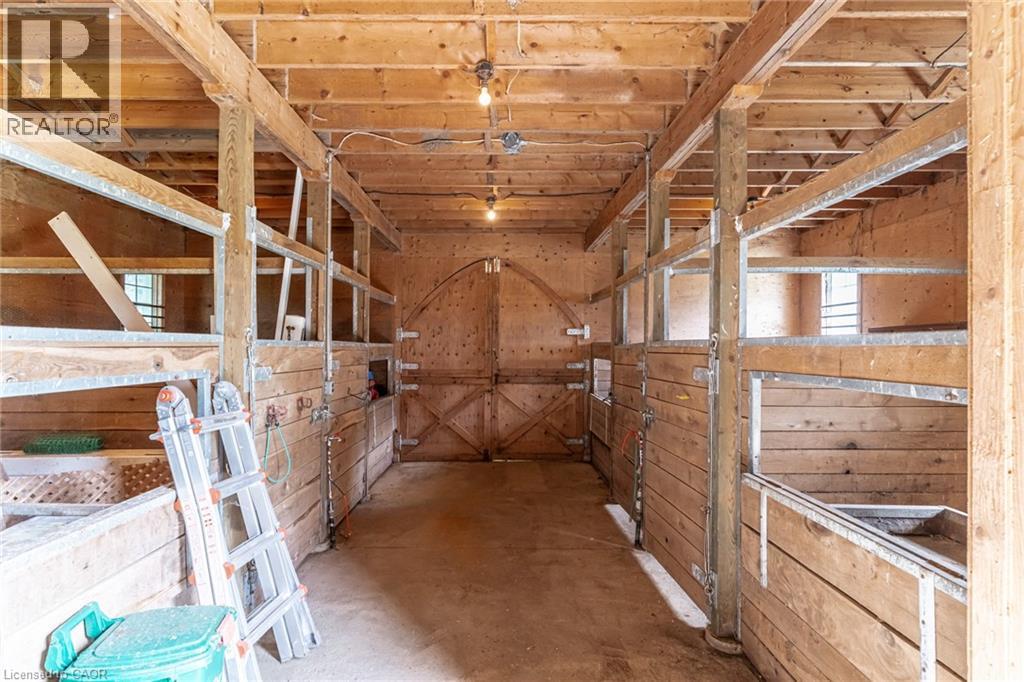 2134 MAPLEWOOD Road thumbnail 45