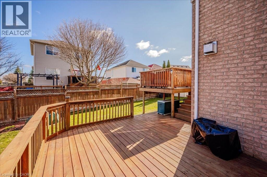 11 ACORN Way thumbnail 32