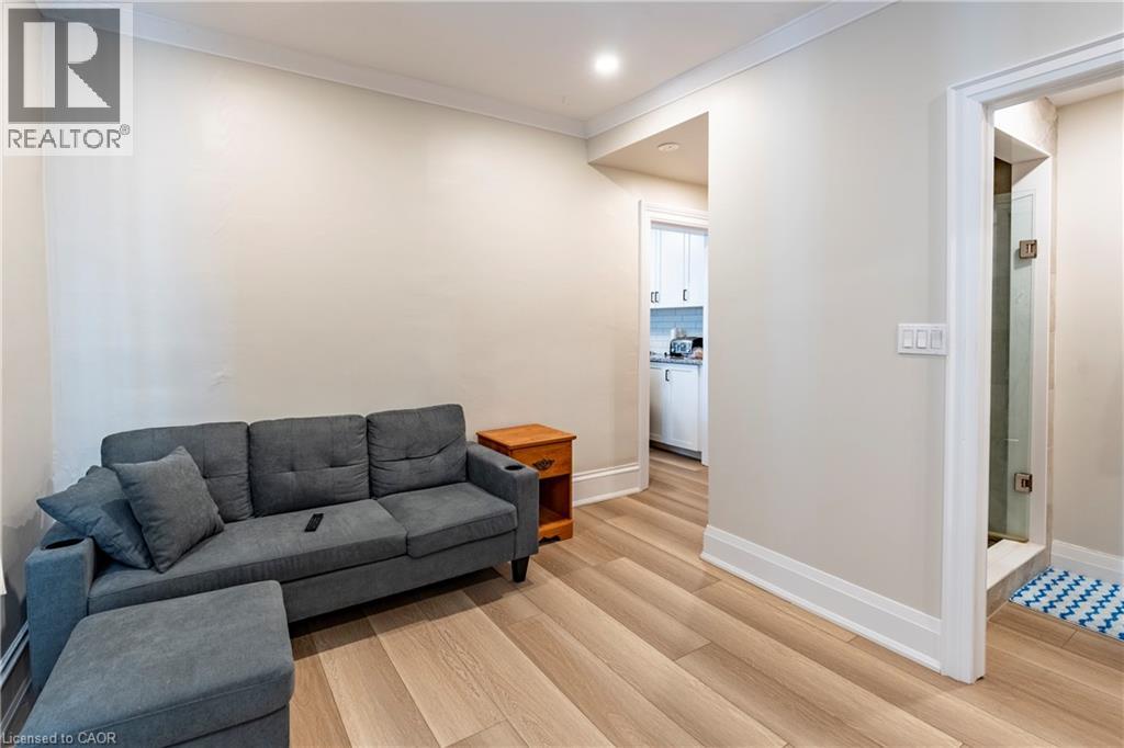 66 QUEEN Street W thumbnail 40