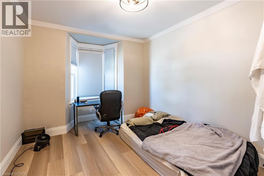 66 QUEEN Street W thumbnail 43