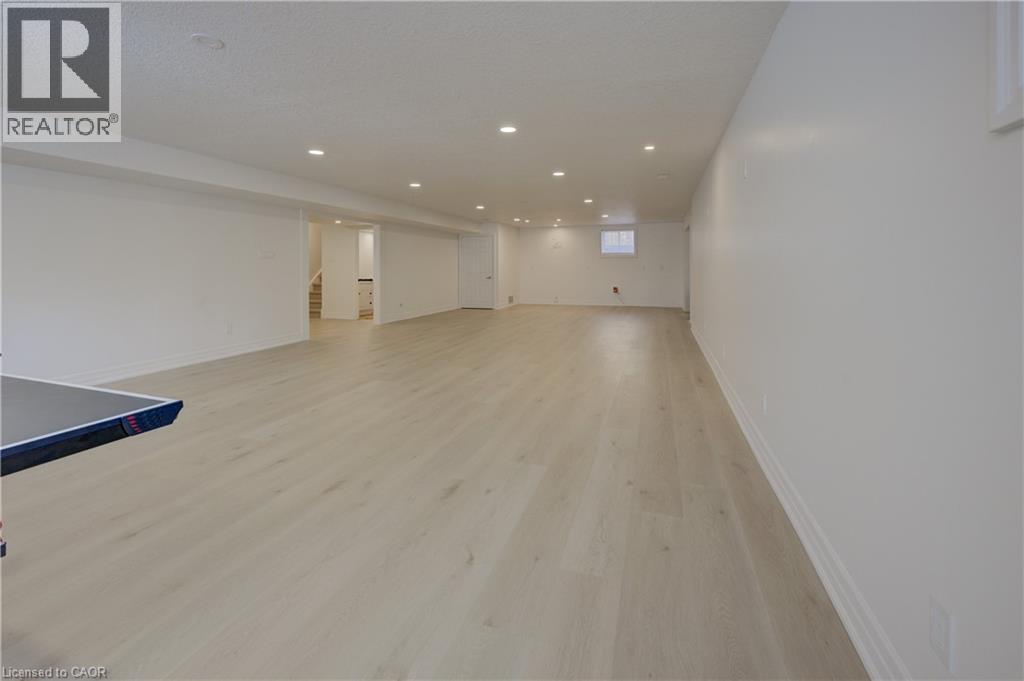 11 CECIL KENNEDY Court thumbnail 25
