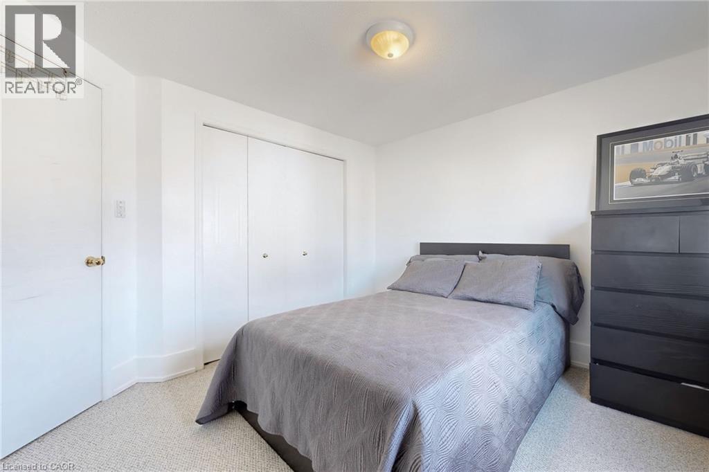 658 MORTIMER Drive thumbnail 23