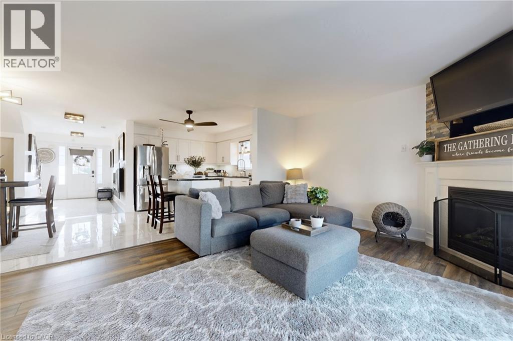 658 MORTIMER Drive thumbnail 9