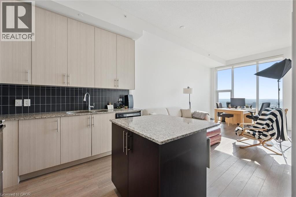 85 DUKE Street Unit# 1707 thumbnail 10