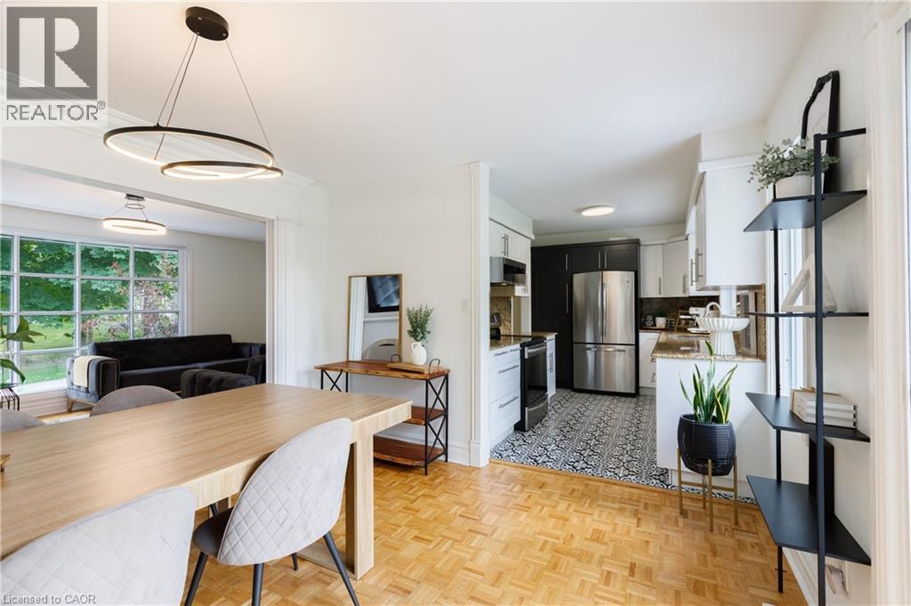 176 RIVERBANK Drive thumbnail 15