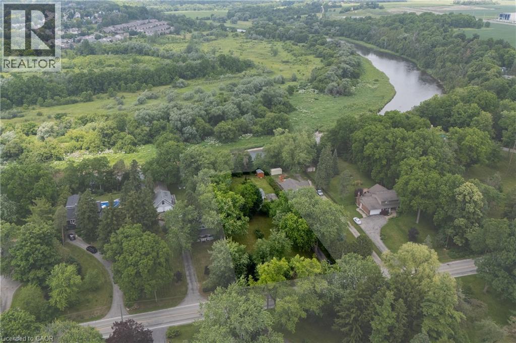 176 RIVERBANK Drive thumbnail 2