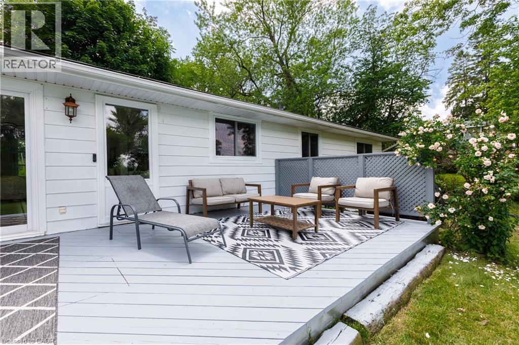176 RIVERBANK Drive thumbnail 39