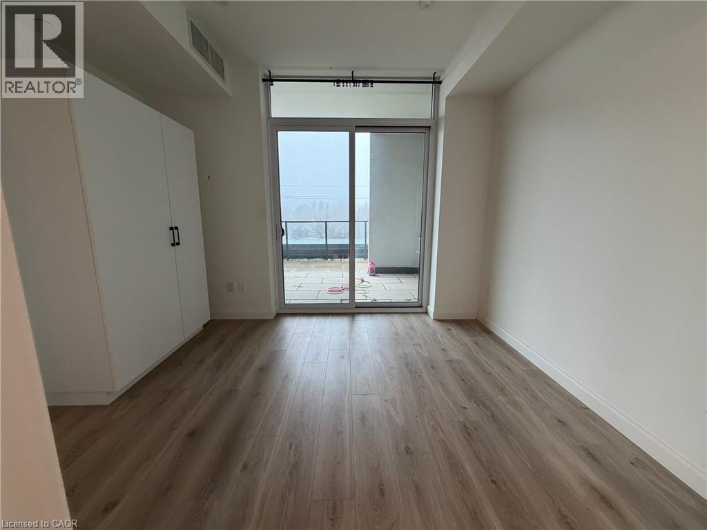 741 KING Street W Unit# 301 thumbnail 12