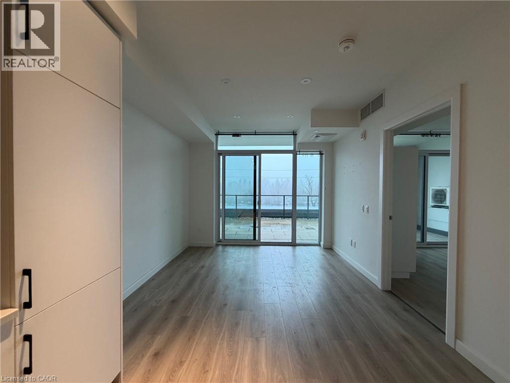 741 KING Street W Unit# 301 thumbnail 16
