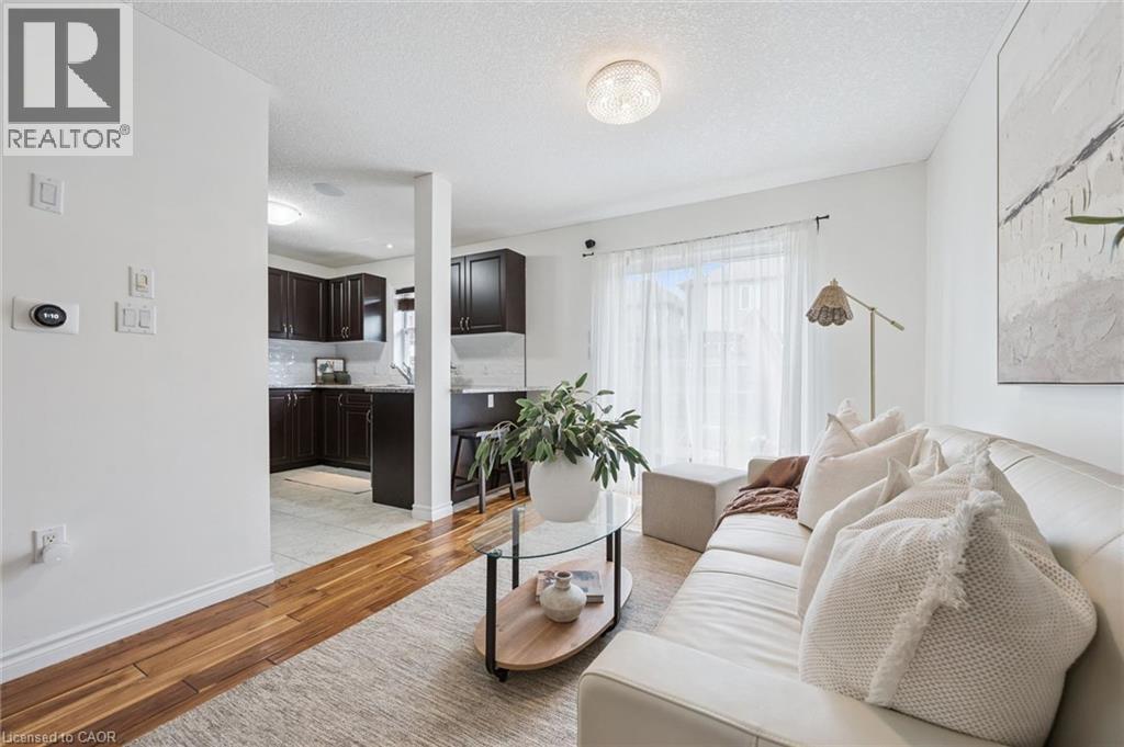 45 CAPTAIN MCCALLUM Drive thumbnail 15