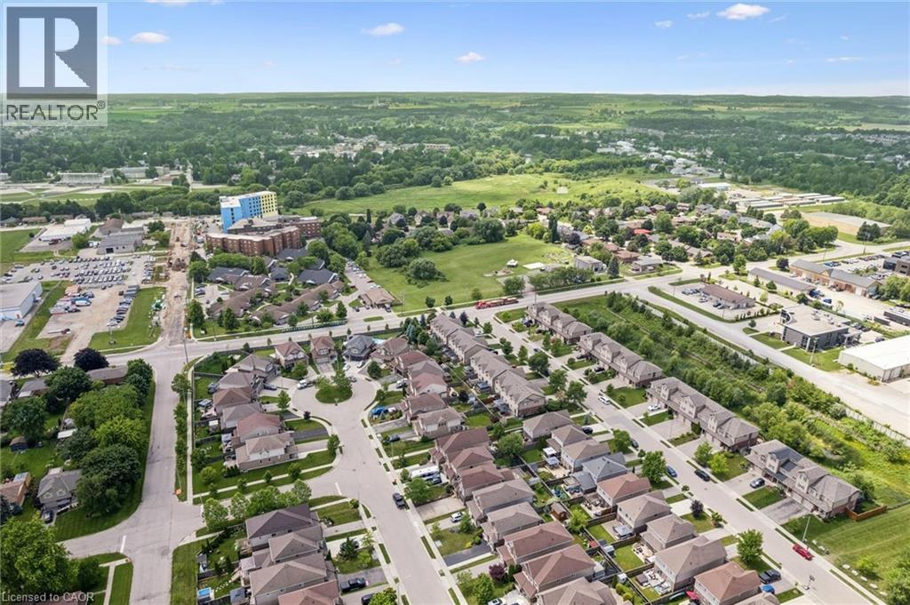 45 CAPTAIN MCCALLUM Drive thumbnail 47