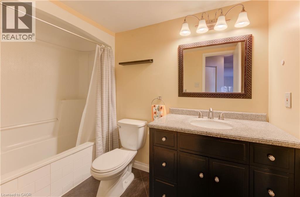 3085 KINGSWAY Drive Unit# 27 thumbnail 21