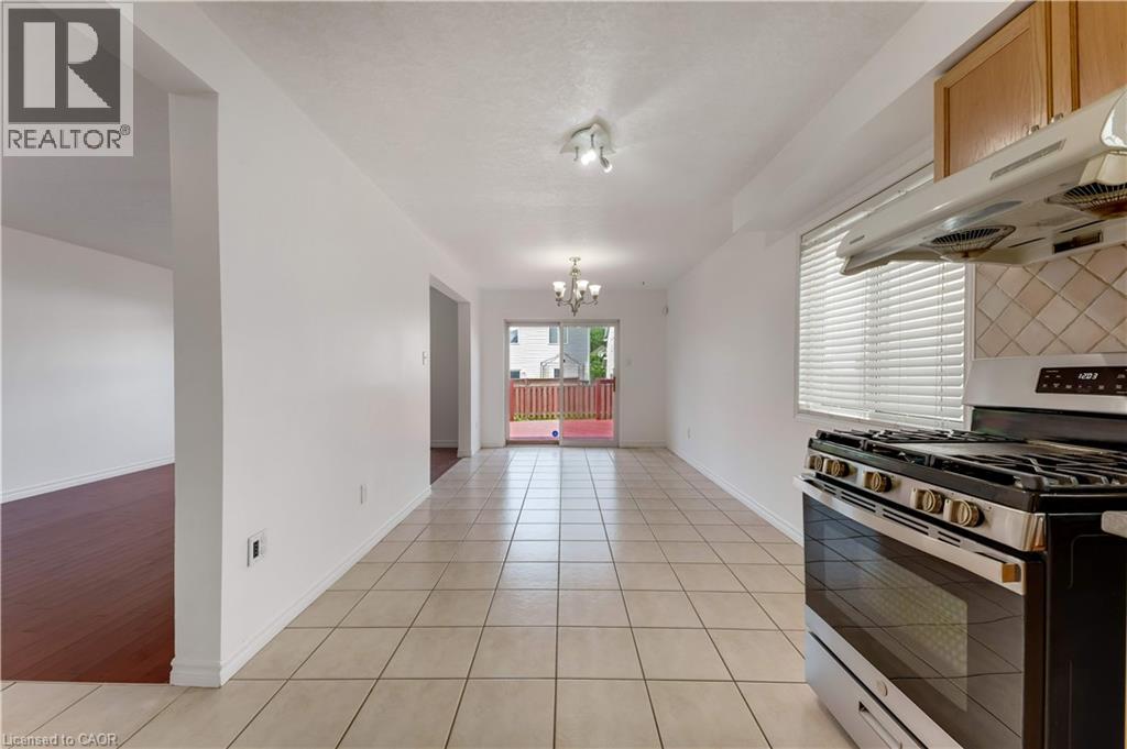 359 HIGHBROOK Crescent thumbnail 14
