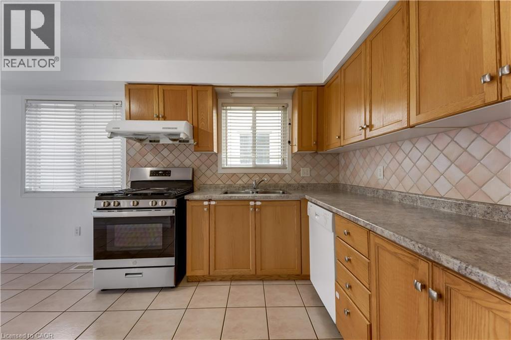 359 HIGHBROOK Crescent thumbnail 8