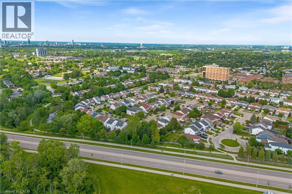 359 HIGHBROOK Crescent thumbnail 45