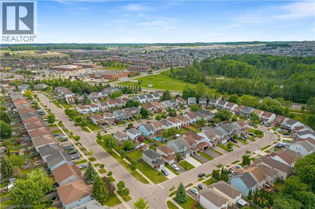 359 HIGHBROOK Crescent thumbnail 43