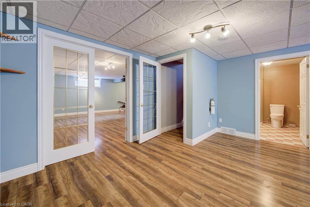 11 SUN VALLEY Drive thumbnail 28