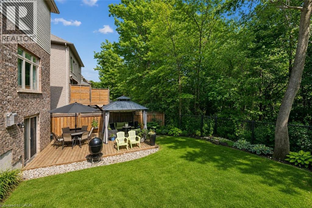 196 MAPLE BUSH Drive thumbnail 22