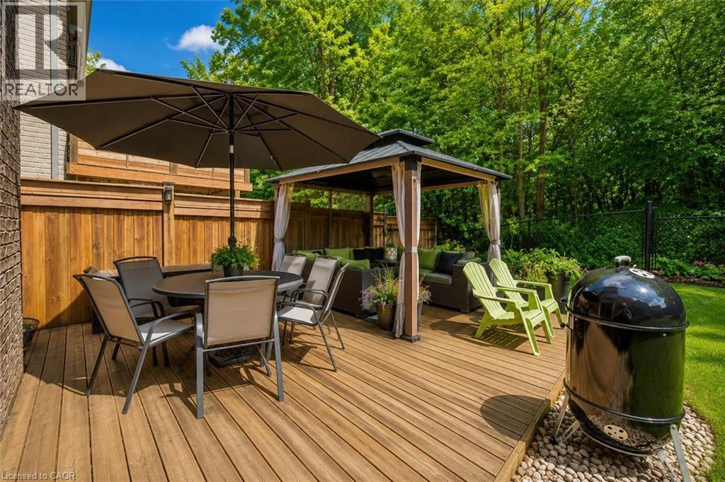 196 MAPLE BUSH Drive thumbnail 23