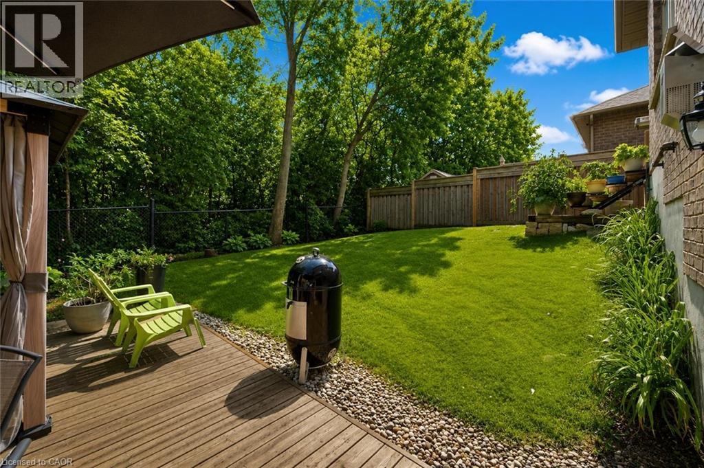 196 MAPLE BUSH Drive thumbnail 25