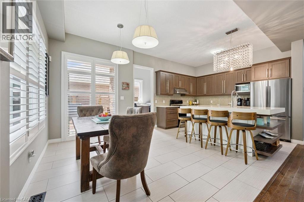 196 MAPLE BUSH Drive thumbnail 7