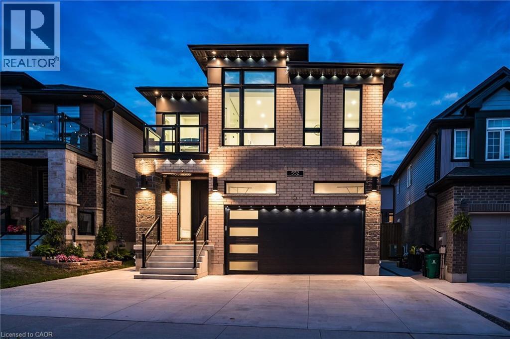 552 NATHALIE Crescent thumbnail 6
