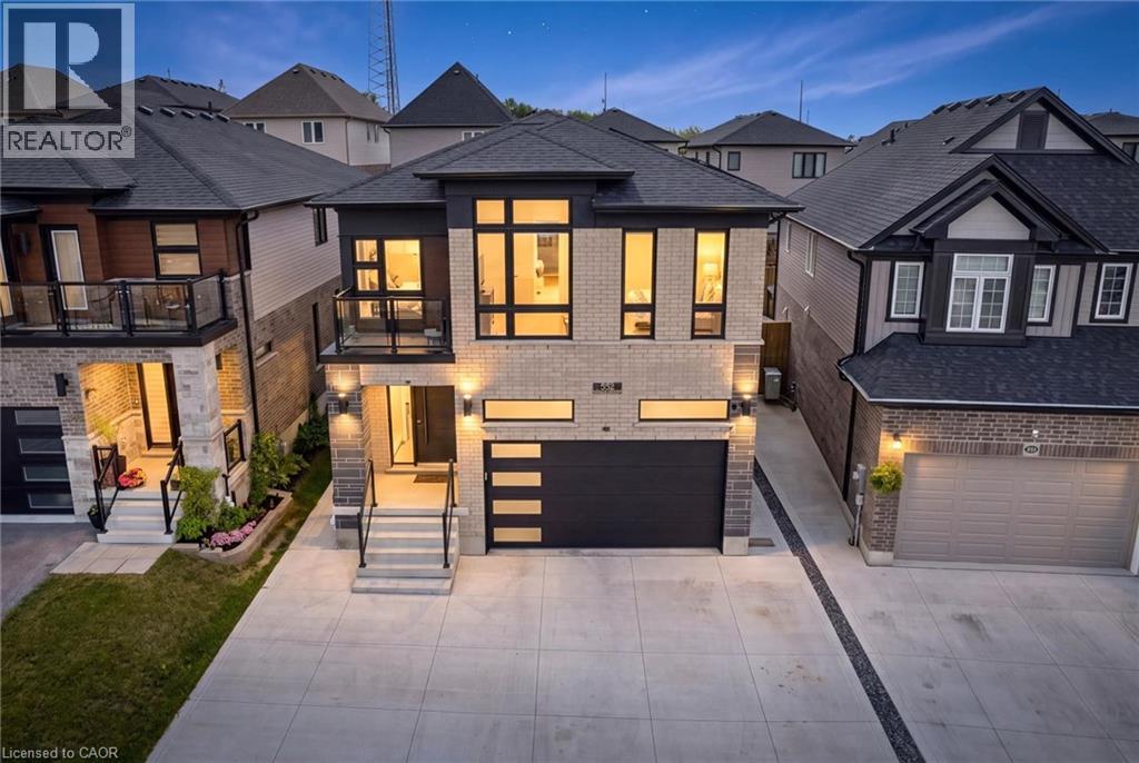 552 NATHALIE Crescent thumbnail 4