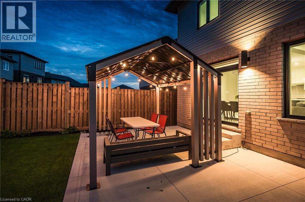 552 NATHALIE Crescent thumbnail 42