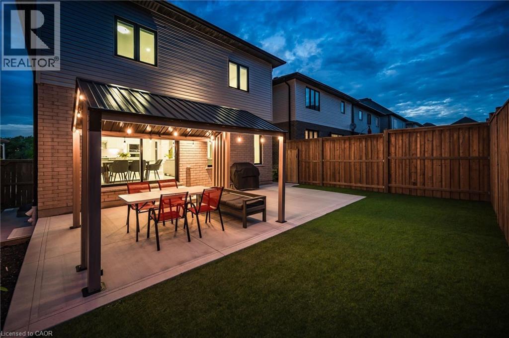 552 NATHALIE Crescent thumbnail 41